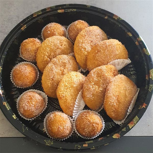 Assortimento di specialità dorate Sabor Divino